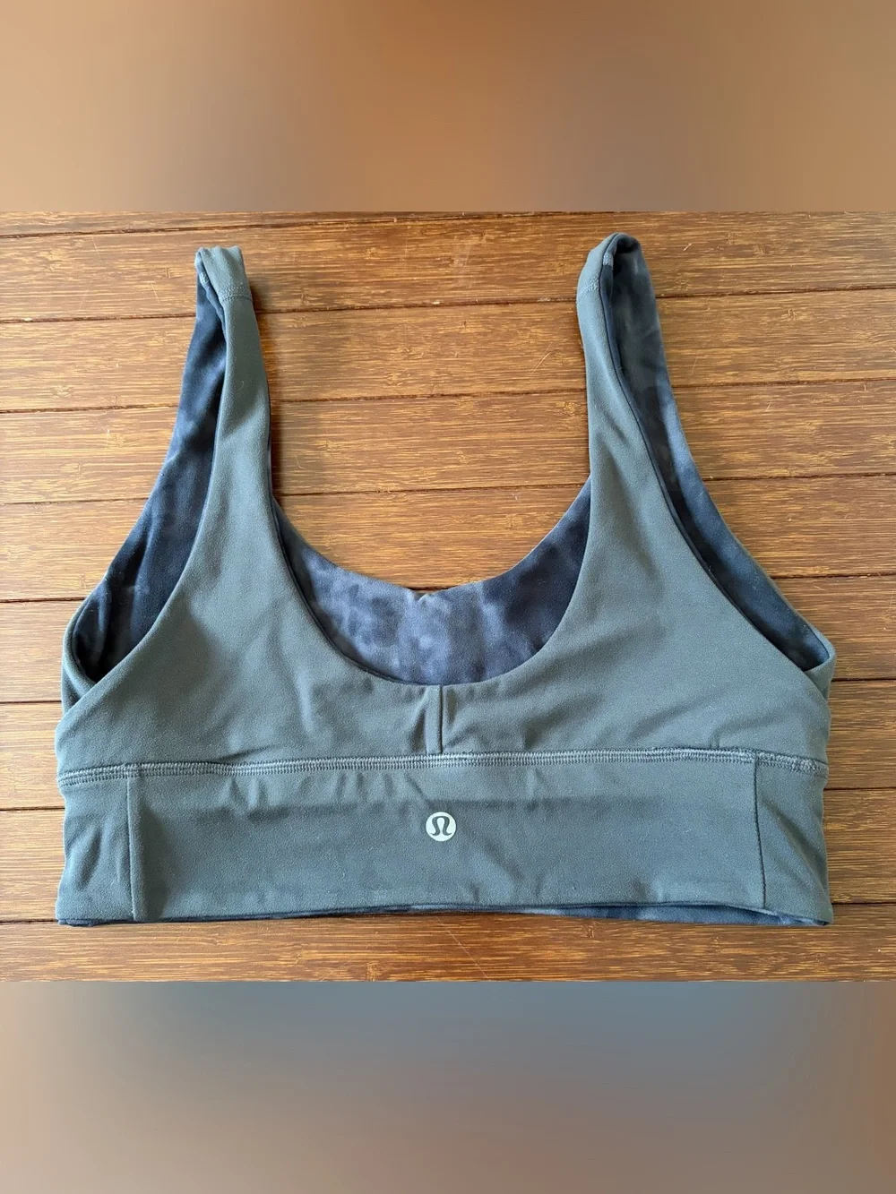 lululemon athletica comfortable scoop